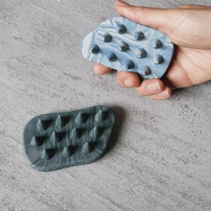 メール便送料無料koora neutral Scaip Brush スカルプブラシ クーラ ニュートラル ハード/ミディアム グローバルアロー ギフト 父の日