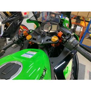 ZX-25R 20- / ZX-4R 23- レーシングハンドル タイプB 黒 スーパーナウ