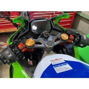 ZX-25R 20- / ZX-4R 23- レーシングハンドル タイプC 黒 スーパーナウ