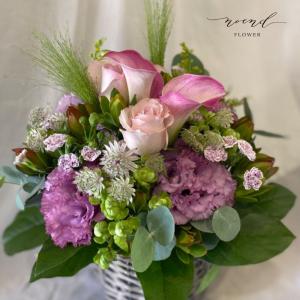 クール便でお届け 花ギフト 季節のお任せバスケ...の詳細画像1