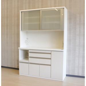 ニトリ（NITORI） 幅159.5cm 鏡面仕様のキッチンボード 引戸タイプ（幅
