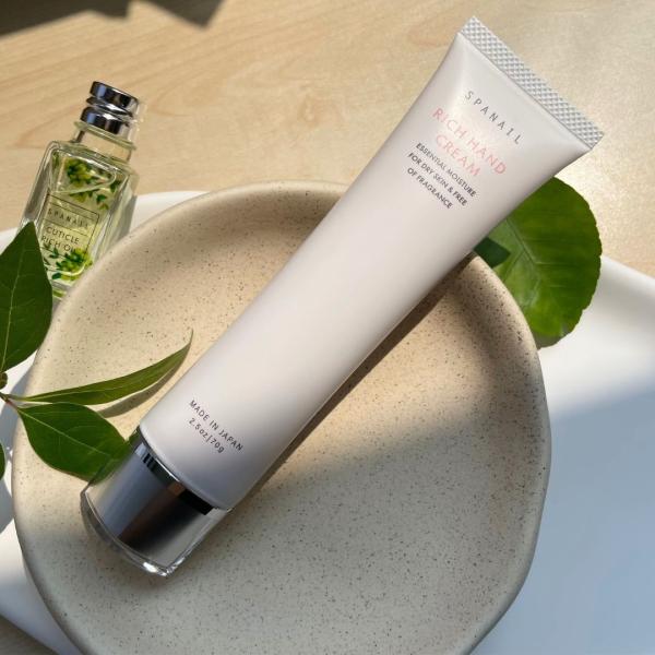 スパネイル 公式 リッチハンドクリームP 70g 保湿 美肌ケア 美白ケア 乾燥対策 エイジングケア...