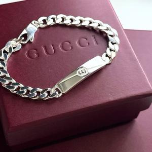 GUCCI グッチ ブレスレット シルバー 9...の詳細画像1