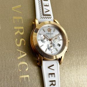 ヴェルサーチ ヴェルサーチェ ユニセックス ブランド 腕時計 おしゃれ ホワイト ラバー 2024 プレゼント 誕生日プレゼント 父の日｜nopple