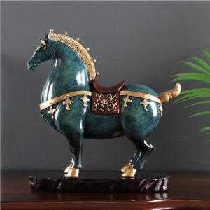 SWAROVSKI（スワロフスキー） 置物 馬 WHITE STALLION フィギュリン