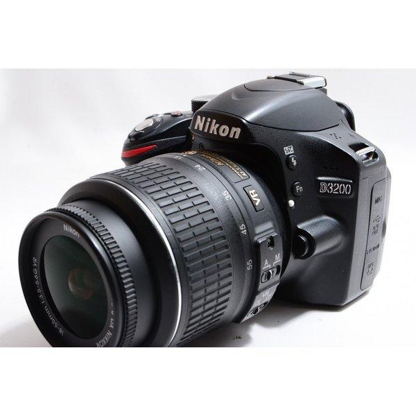 ニコン Nikon D3200 レンズキット ブラック 美品 一眼レフSDカードストラップ付き &lt;プ...
