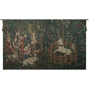 【並行輸入品】 C Charlotte Home Furnishings Inc Unicorn Captive and Unicorn Hun
