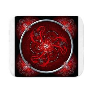 【並行輸入品】 CafePress Red Triple Celtic Dragons Tapestry Sherpa Fleece T She