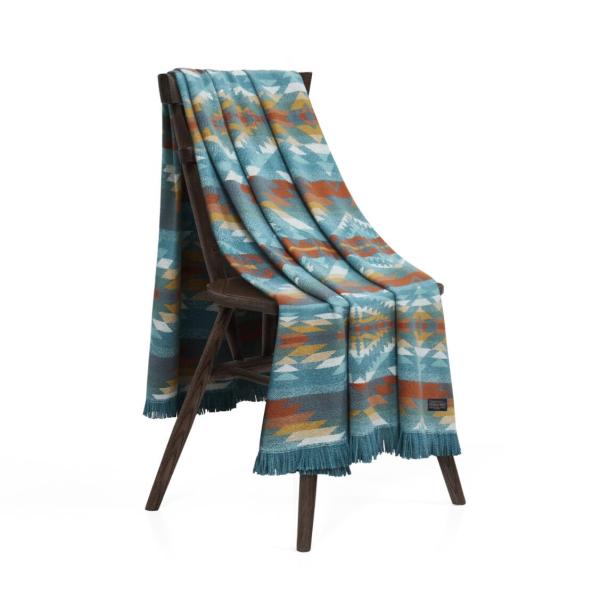 【並行輸入品】Pendleton ミスティックレイクスローブランケット ソフト 軽量 装飾ブランケッ...