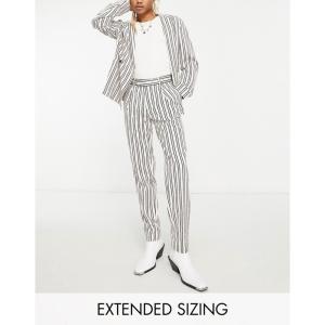 エイソス (ASOS DESIGN) メンズ スラックス ボトムス・パンツ Oversized Tapered Suit Trousers In Off White And Navy Stripe (アイボリー)｜nul-select