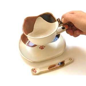 猫の形が可愛い！香箱座り猫カップ&ソーサー（マドラー付）三毛猫みぃ