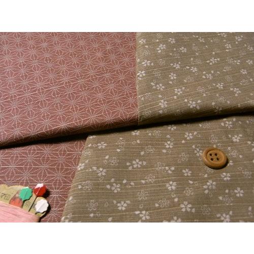 和柄コットン生地・リバーシブル 桜と麻の葉(ベージュ/ピンク) 10cm単位 切り売り