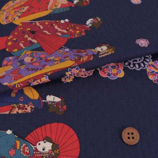 和風コットン生地・舞妓さんのおでかけ(濃紺) 10cm単位 切り売り