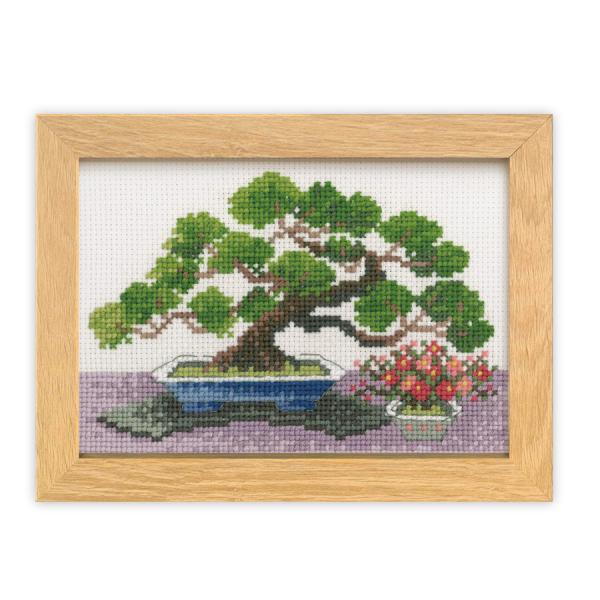 クロスステッチキット 12ヶ月の盆栽・1月 錦松と寒木瓜 フレーム付