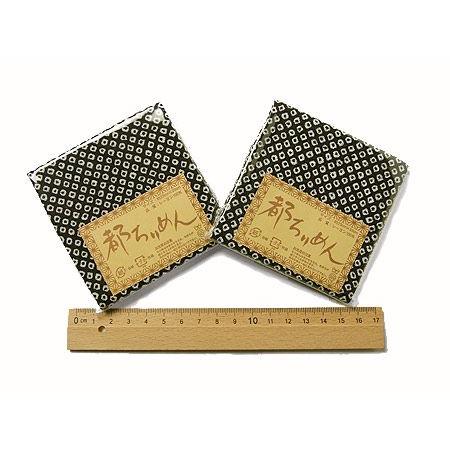 ちりめんカットクロス・疋田しぼり（黒）23×33cm