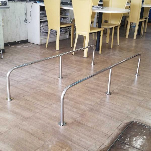 サイド用　１個　片側　ステンレスパルピット　 手摺　手すり　パイプ径25 フロント用リア用有　オート...