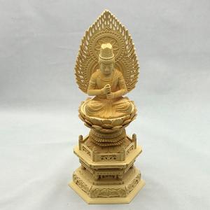 仏像(真言宗)桧木 六角台火炎光背大日 1.8寸の商品画像