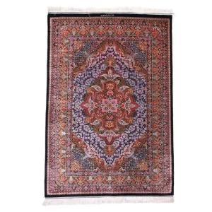 ペルシャ絨毯／ヌーリ工房 192×138cm イラン産 手織り シルク100％ ラグ ラグマット（FN-70340）