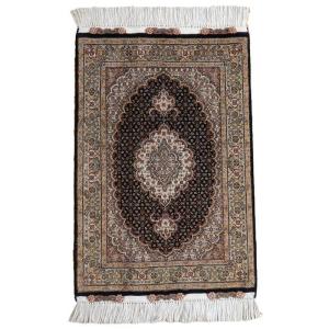 ペルシャ絨毯 イラン じゅうたん・クム産 シルク 100％ 90×59cm 手織り