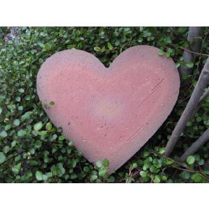 ハートのかたちのレンガ　ブラウン　18cm×18cm×3cm厚み