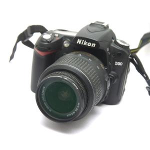 中古 安心価格 Nikonニコン デジタル一眼レフカメラ D90 レンズキット｜obatays