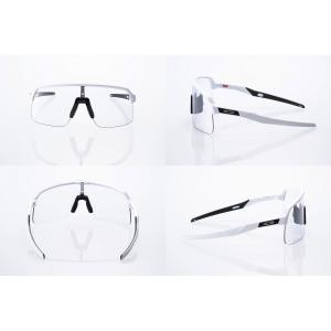 美品　OAKLEY OO9463A-1939 調光レンズ サングラス スートロ オークリー スートロ ライト oo9463a-1939 ローブリッジフィット