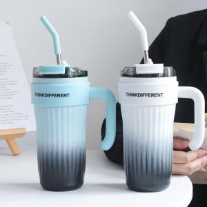 タンブラー 水筒 ストロー付き 保温 860ml...の商品画像