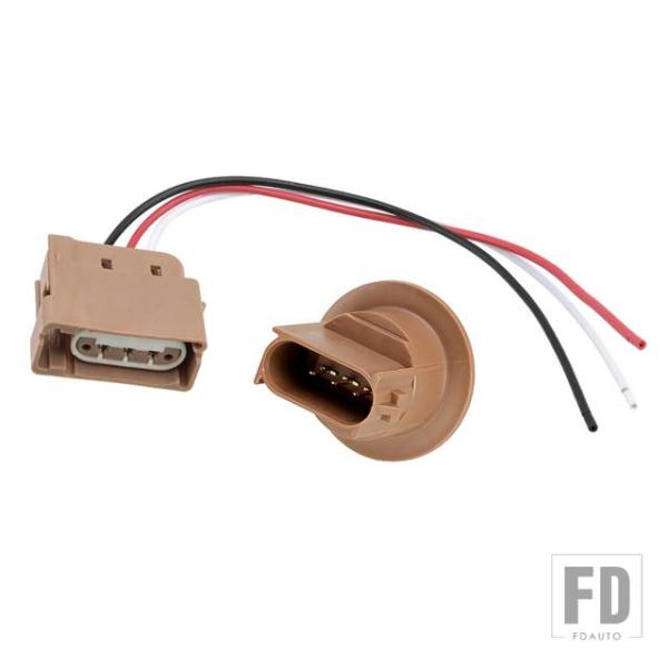 【並行輸入品】YF1Z13411CA テールライト ブレーキランプ シグナルライトソケット ハーネス...