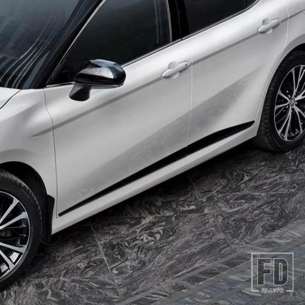 【並行輸入品】トヨタ 4PC ABS カーボンブラック外装ドアモールドライン車体サイドカバートリム ...