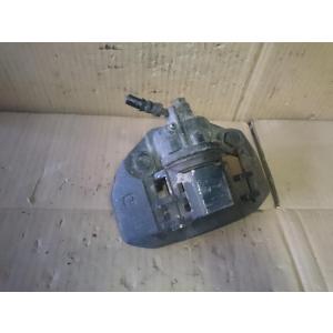 サンバー [中古] H6/12 V-KS4 右フロントブレーキキャリパー