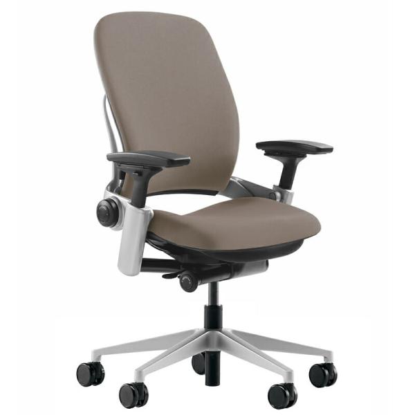 Steelcase  Leap（リープ）V2／プラチナフレーム／可動肘／ランバーサポート調節機能付／...