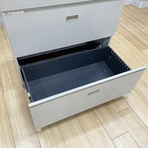 3段ラテラル 3枚スライド扉 上下書庫 上段ガ...の詳細画像2