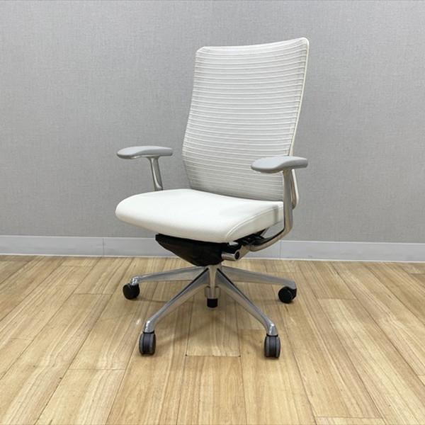 オカムラ コーラルチェア ハイバック メッシュ オフィスチェア 肘付 ホワイト 中古 IO-8836...