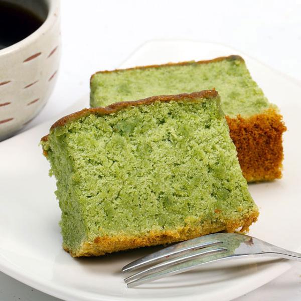 鈴木金栄堂 男鹿産天然よもぎ使用!!よもぎカステラ