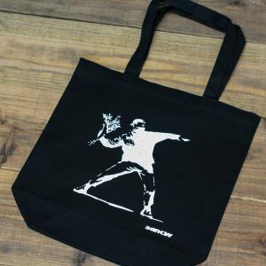 バンクシー BANKSY 花束を投げる男 キャンバス トートバッグ 10L