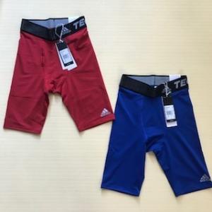 adidas（アディダス） TECHFIT ハーフタイツ 大人用 ハーフスパッツ