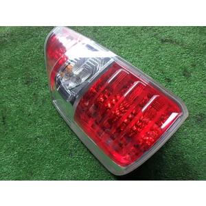 トヨタ ヴォクシー ZRR70 後期 純正 テールランプ 右 ICHIKOH28-220