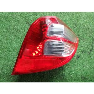 フィット DAA-GP1 右テールランプ 33500-TF0-J71 : 大山伝宝商店