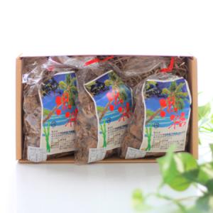 奄美純黒糖贈答用(200g×3個ギフトセット) 　ギフト　国産　無添加　有機栽培　サトウキビ