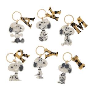 スヌーピー イニシャルキーリング ファッション雑貨 キーリング チャーム   セルロースアセテート  約17g   SNOOPY スヌーピーグッズ ギフト プレゼント