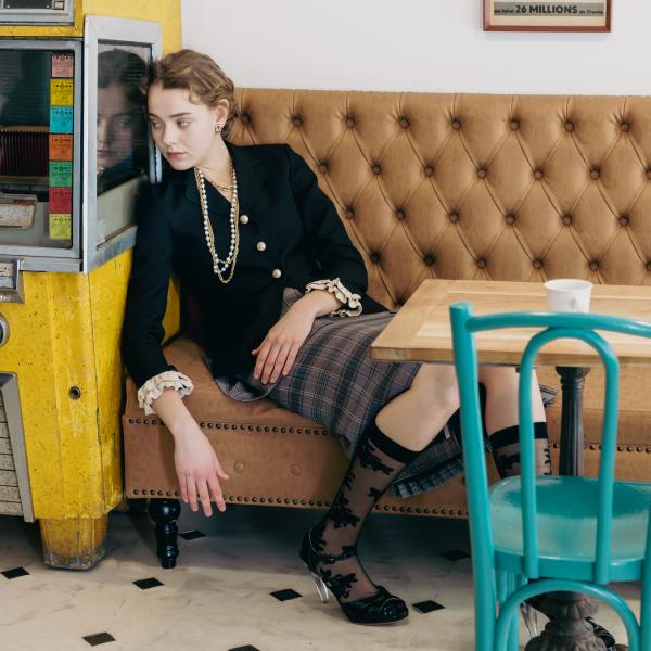 【靴下の岡本公式】17℃ レディース ハイソックス シアーフラワーブーケ