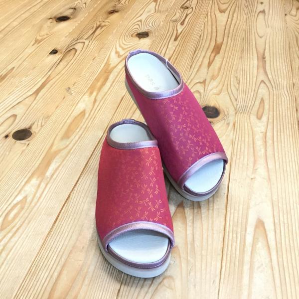 【ルームシューズ】　前田工業　パザパ　7091R　富士吉田市織物生地コラボ商品　傘生地を使用　前開き...