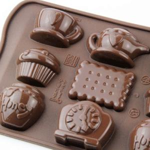 マトファ メタルチョコレートモルド 76618 深い魚シート8ヶ取