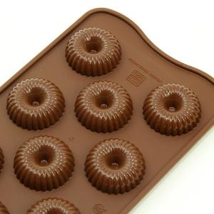 チョコレート型 シリコンモールド CHOCO CROWN（チョコクラウン） チョコ型 SCG-049 チョコレートモールド ケーキ型 モルド お菓子 ショコラ