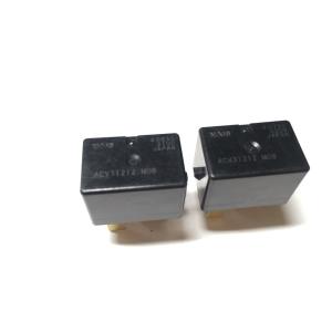 デンソー リレー 2個 12V 未テスト スズキ 車から 純正 DENSO 156700