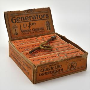 コールマン 白本 Guide to Vintage Coleman Products 1900-1983 ICCC