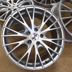 PORSCHE（ポルシェ） マカン 純正 空気圧センサー付 19インチ 2021年製