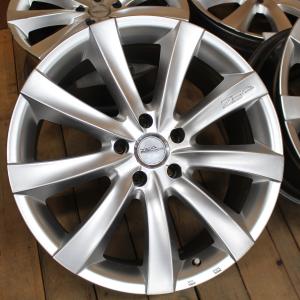 OZ Racing OZ オペラ2 パテントリップ 19インチ 8.5J+35 / 10J+38