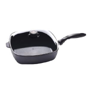 Swiss Diamond Nonstick Square Saute Pan with Lid - 5 qt (11 x 11") 141［並行輸入］｜olg