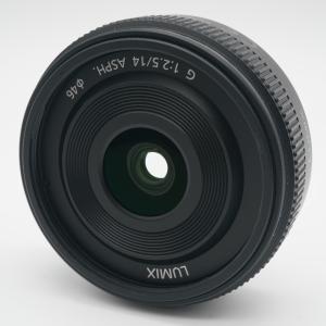 ほぼ新品 パナソニック ルミックス G 14mm/F2.5 ASPH. ブラック H-H014A-K｜olive-camera2024